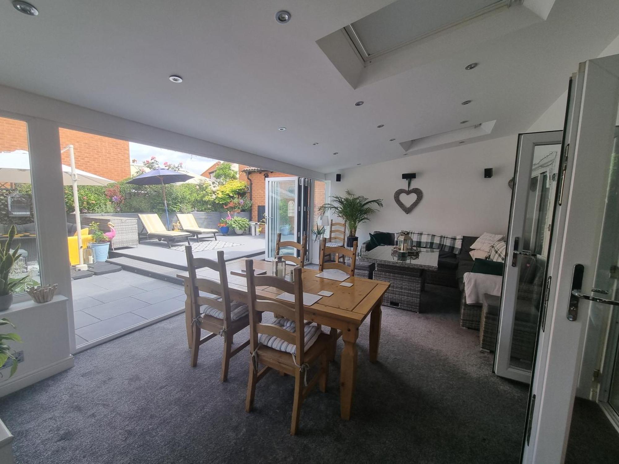 Dungarvon House B&B, Hot Tub, Garden, Summerhouse, Electric Vehicle Point , 3 Bedroom Options Weston-super-Mare Exteriör bild
