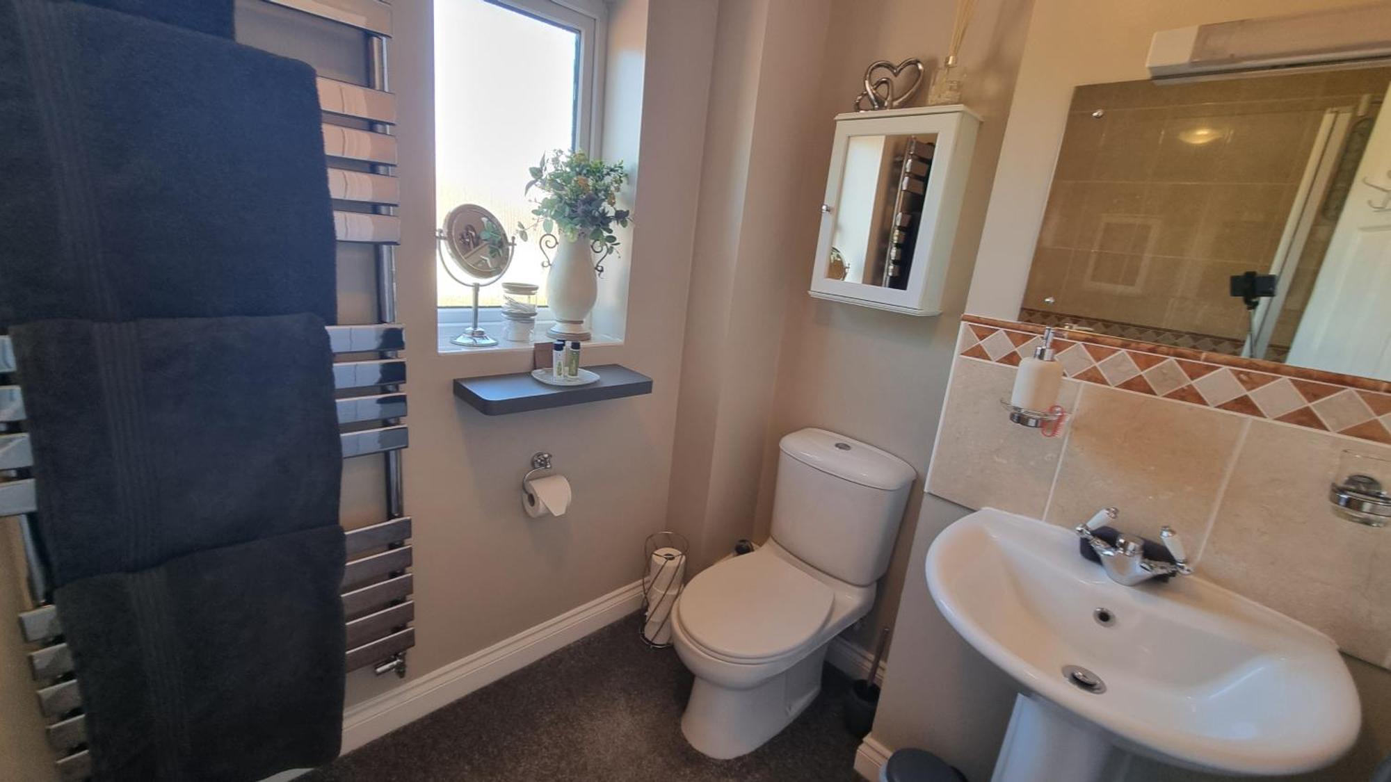 Dungarvon House B&B, Hot Tub, Garden, Summerhouse, Electric Vehicle Point , 3 Bedroom Options Weston-super-Mare Exteriör bild